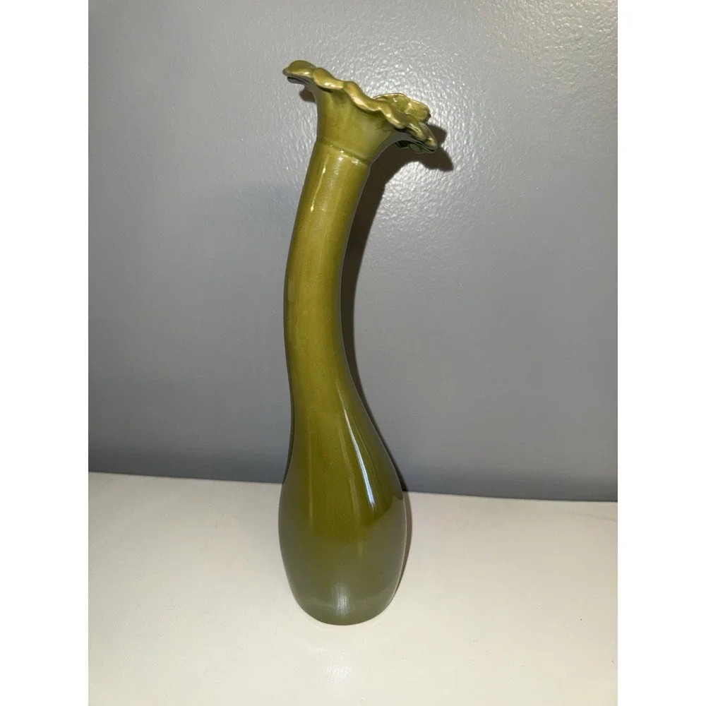 VTG Que Iridescent Luster Green Flower‎ Bud Vase Gooseneck 3D Butterfly Floral